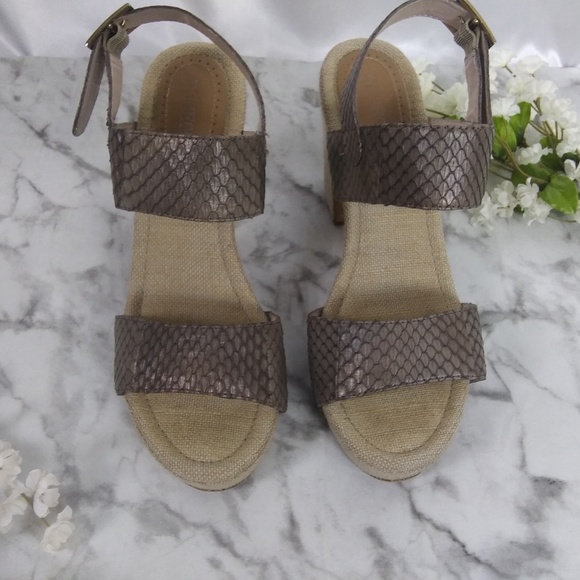 Rosegold Shoes Shoes - Chunky Heel Snake Print Espadrille Sandal